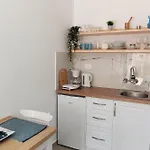 Ionia * Sarandë