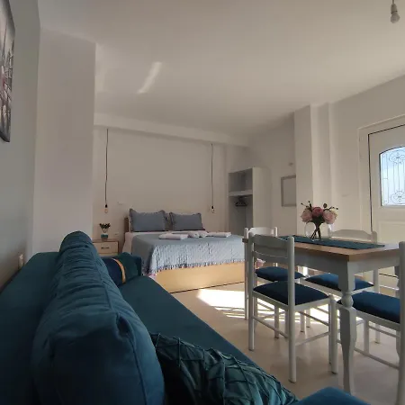 Ionia Apartment